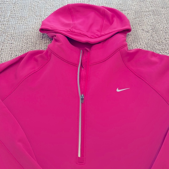 Pink Nike Dri Fit Top M - Picture 2 of 6